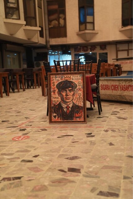 Peaky Blinders Temalı Camlı Çerçeveli Tablo – 48×67 cm