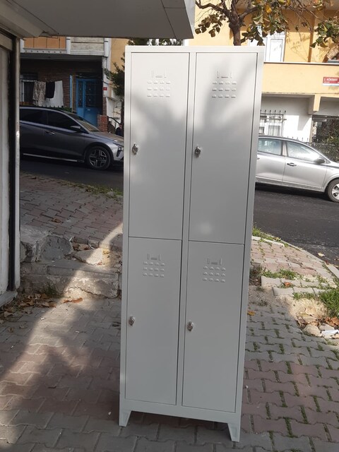 4 KİŞİLİK ÇELİK TASARIM GİYİNME DOLABI