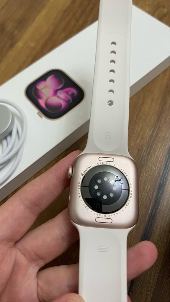 Apple watch series 11 - 2