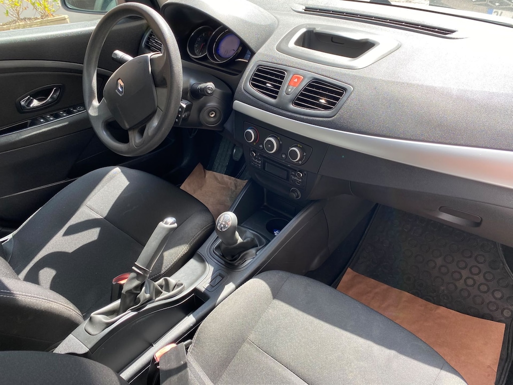 2013 MODEL RENAULT FLUENCE 85.000 KM DE - 9