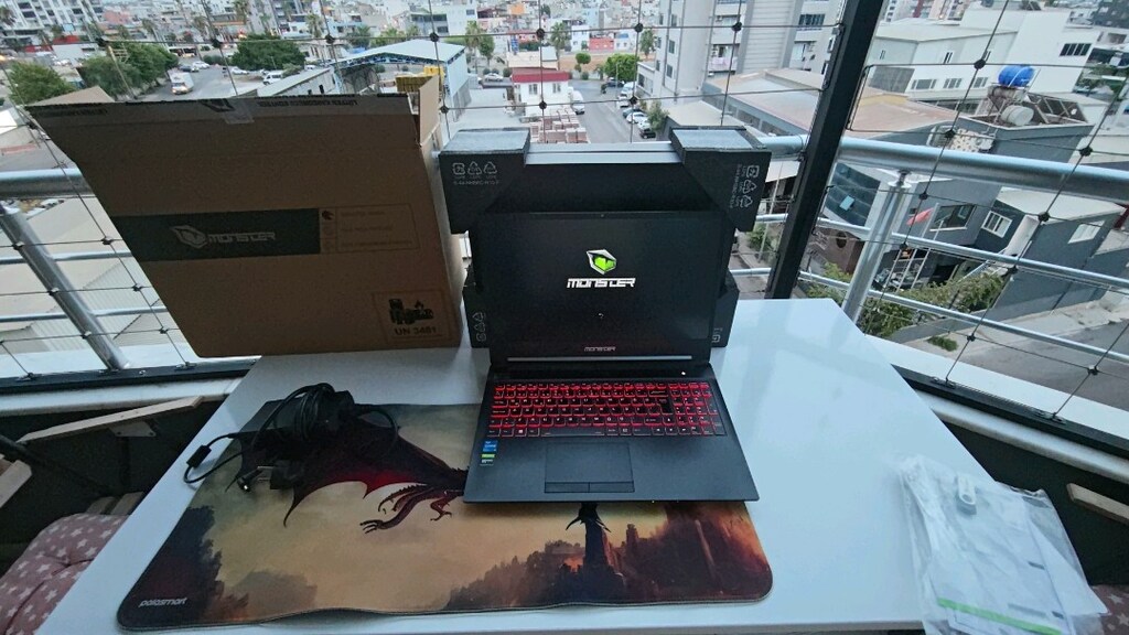 Monster Laptop ABRA A5 V16.7.3 i5 işlemci 2 yıllık cihaz kullanılmadı. - 11