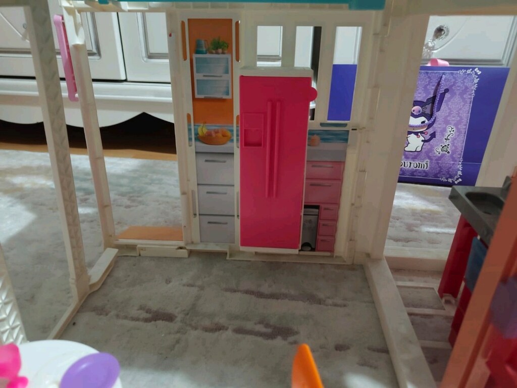 Barbie'nin Muhteşem Malibu evi - 13