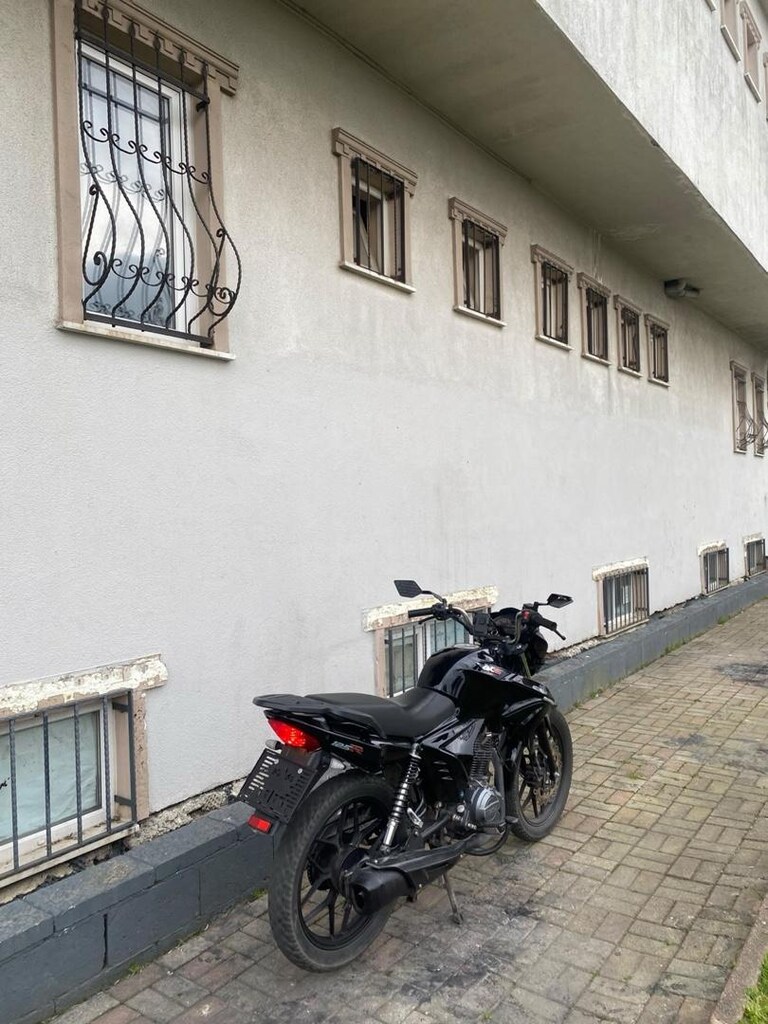 RKS 125 R - 2
