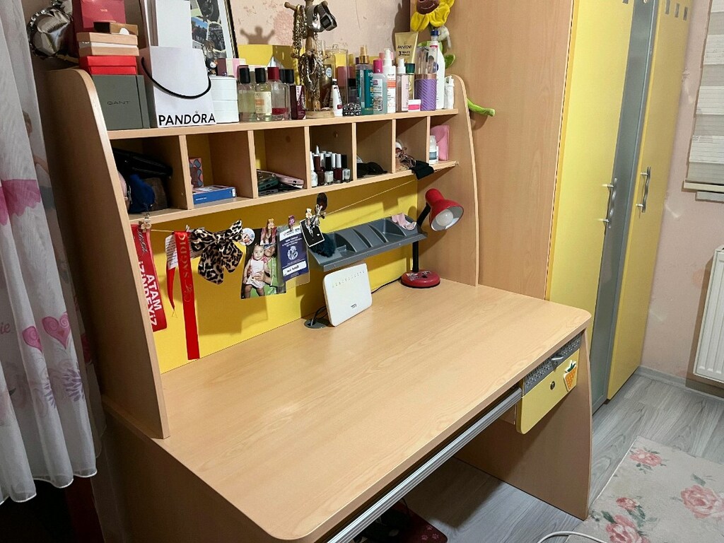 çilek marka baza ve çalışma masası - 5