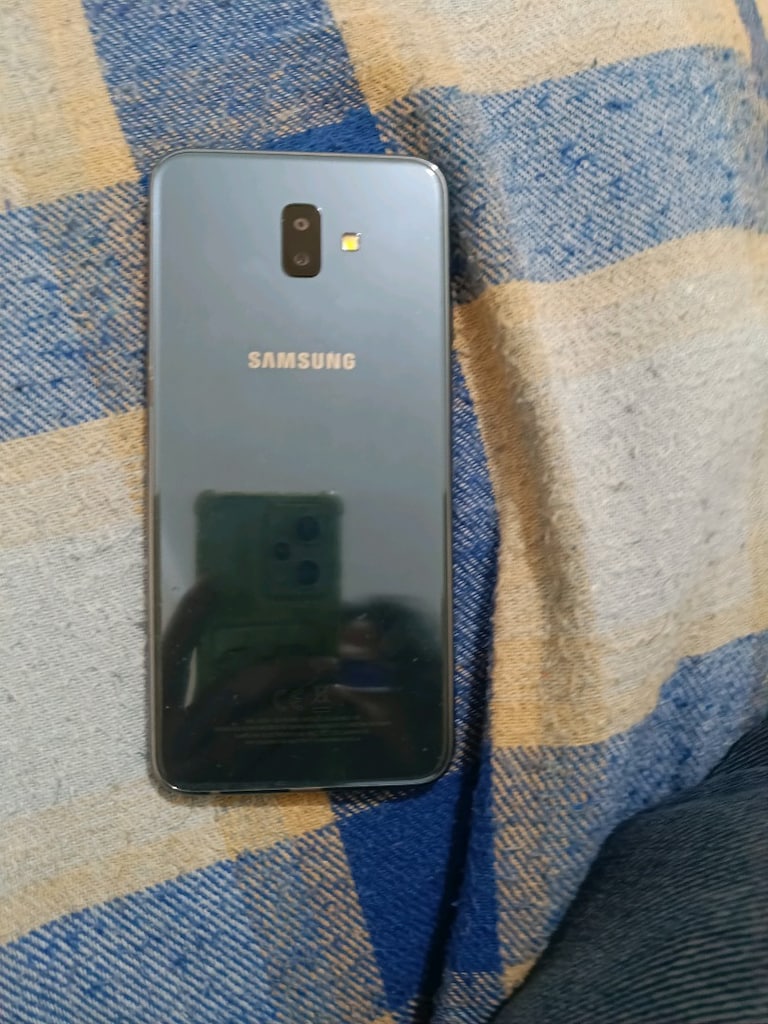 Samsung Galaxy j6 - 4