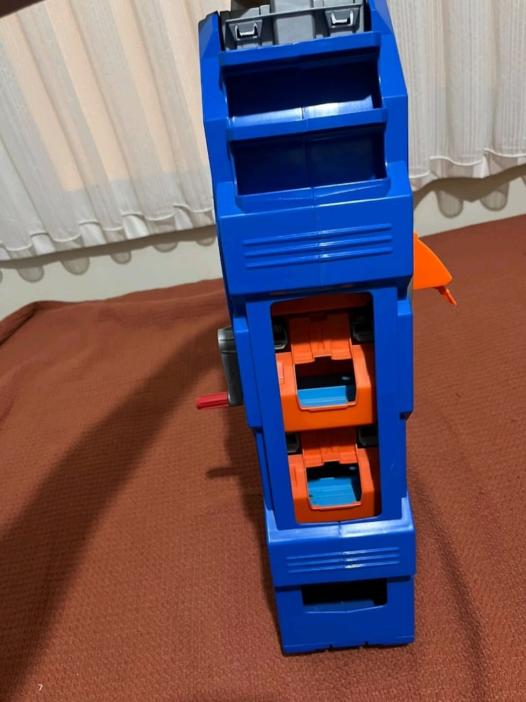 Hot wheels mega garaj - 5