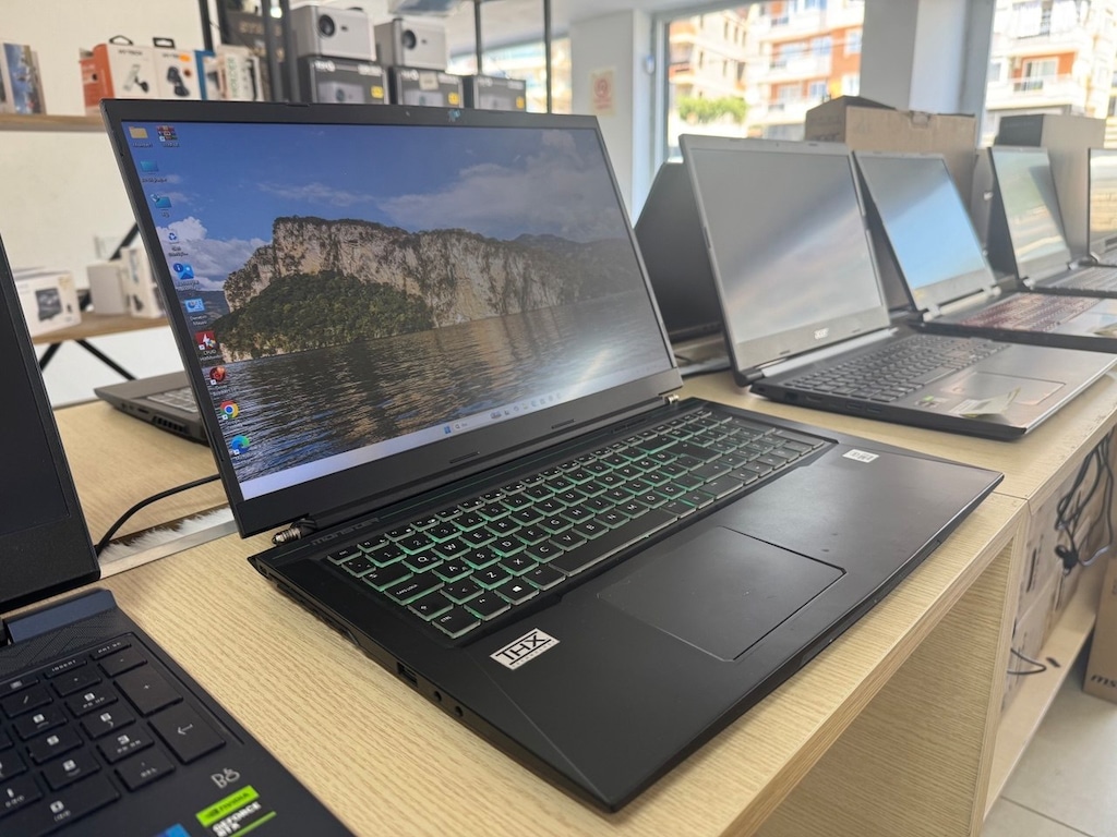 MONSTER*İ7 10750H İŞLEMCİ *16 GB DDR4 RAM *500 GB SSD*RTX3070 6GB E.K - 4