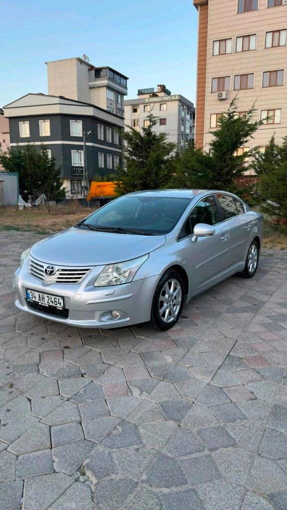 2011 model 83.000km Toyota avensis - 15
