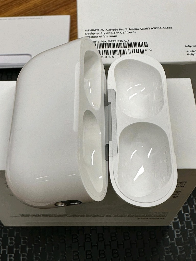 ORİJİNAL Airpods Pro 3 ŞARJ KUTUSU A3063-3064-3122 KUTU GARANTİLİ - 6