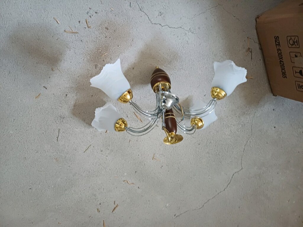 sıfır gibi 2 adet avize - 3