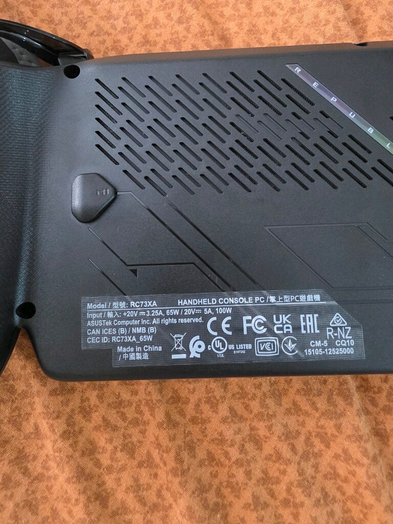 asus rog allyx AI z2 extreme RC73XA - 6