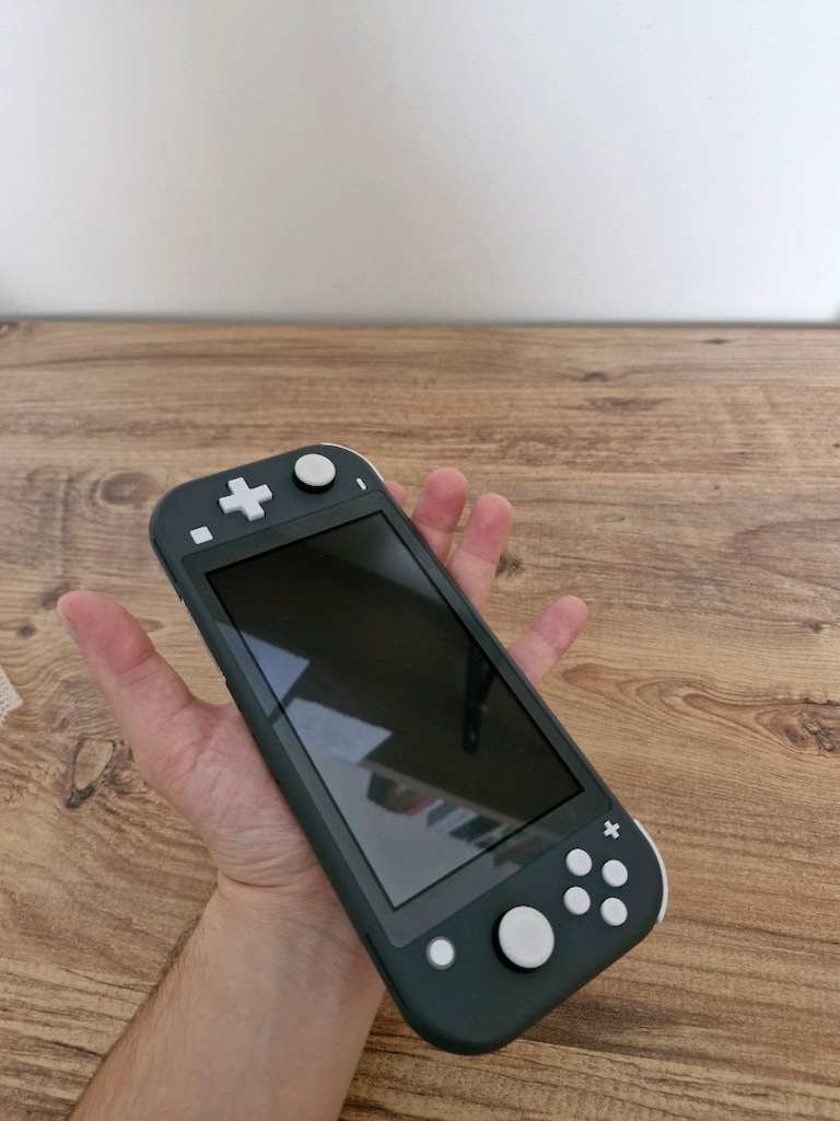 Çipli Nintendo Switch Lite Hatasız Temiz - 2