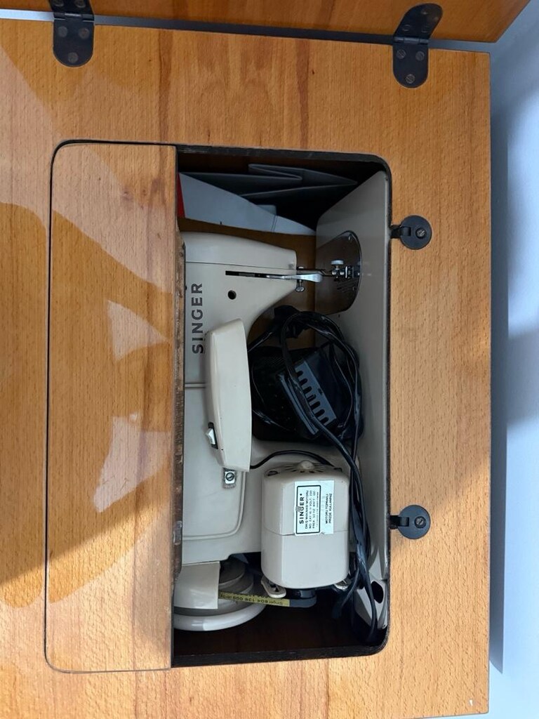 Singer Yoknaz 224 Y Model dikiş ve Piko Makinası - 9