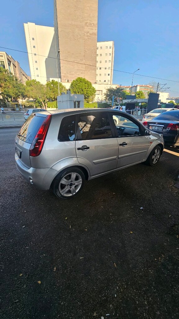 ford fiesta 2007 temiz - 3