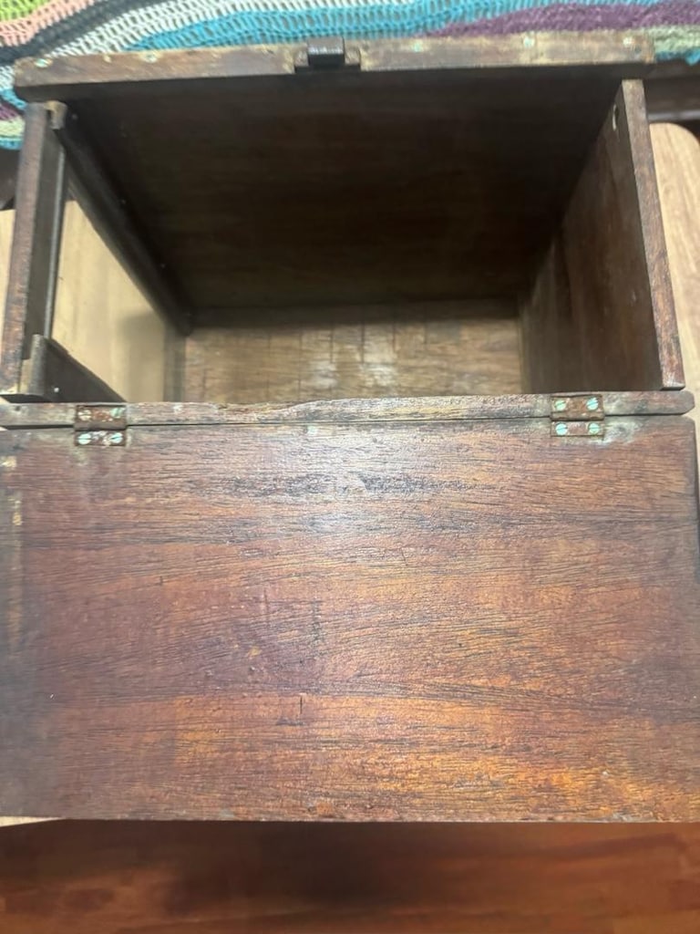 Vintage Ahşap Camlı Vitrin Kutusu / Teşhir Sandığı 32x36x21 cm Masif - 15