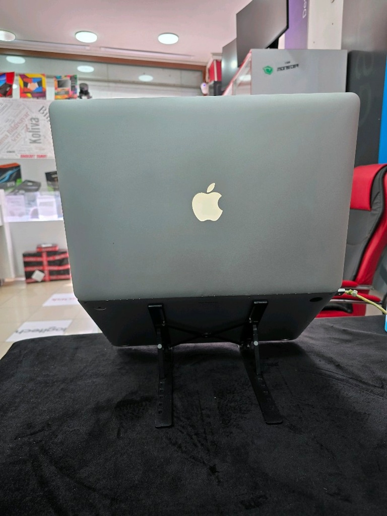 MACBOOK PRO A1398 EMC2909 – 15.4” RETİNA FİYAT: 8.500₺ - 6
