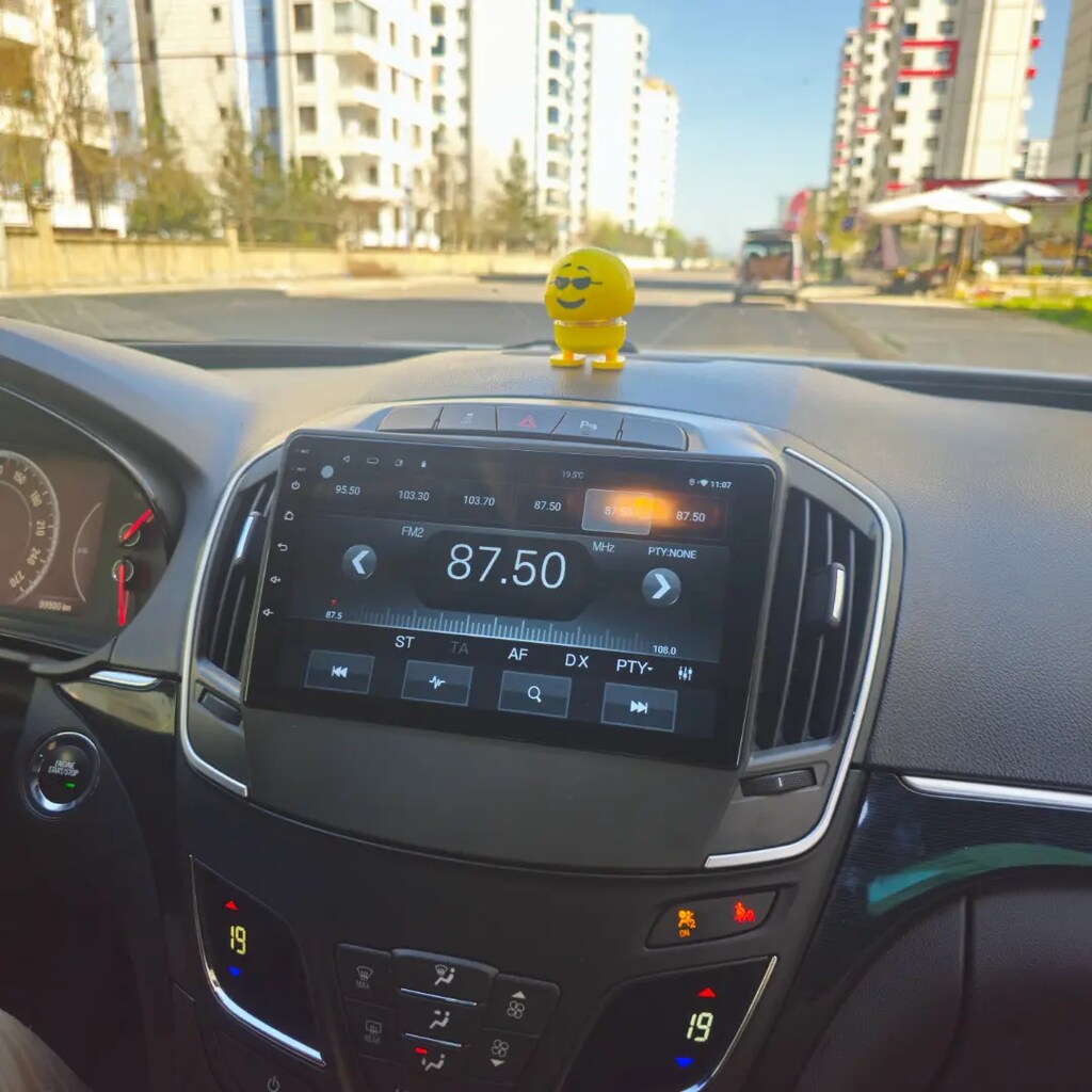 Opel İnsignia Multimedya Çeşitlerimiz Mevcuttur - 2