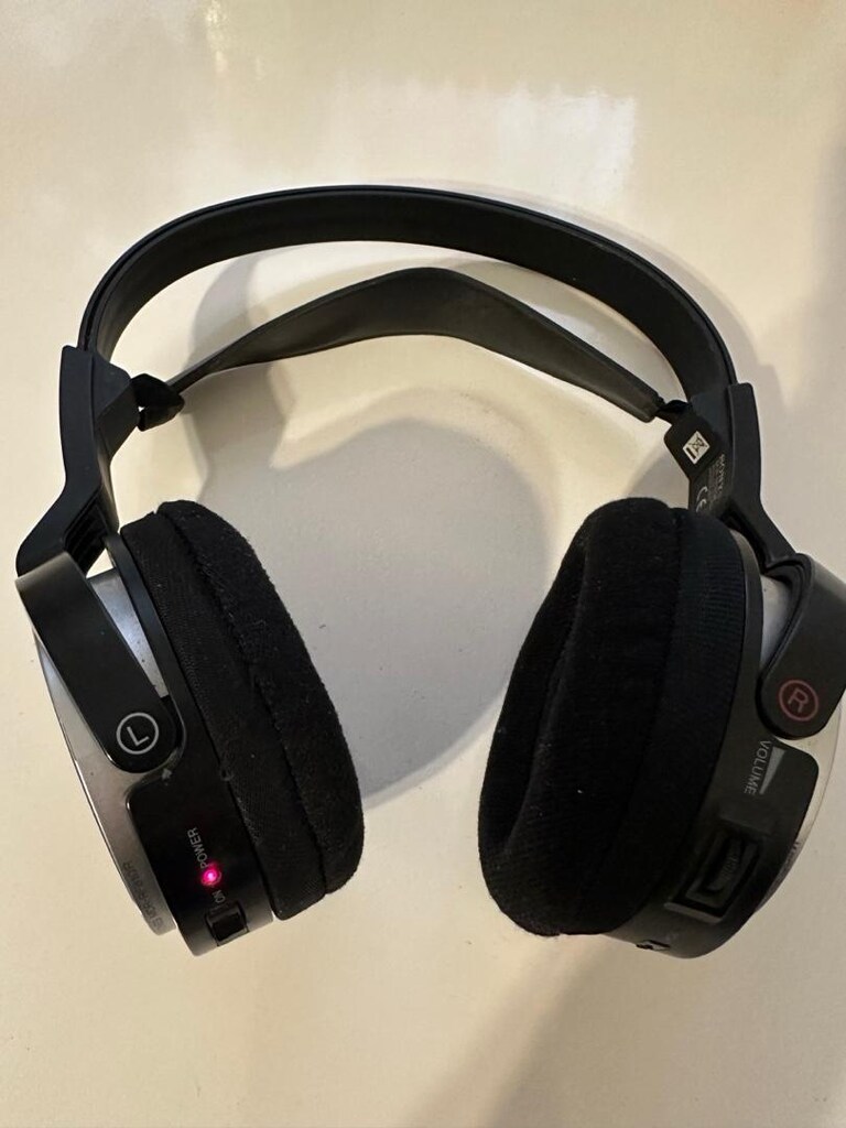 Sony MDR-RF811RK Kablosuz Kulak Üstü Kulaklik - 3