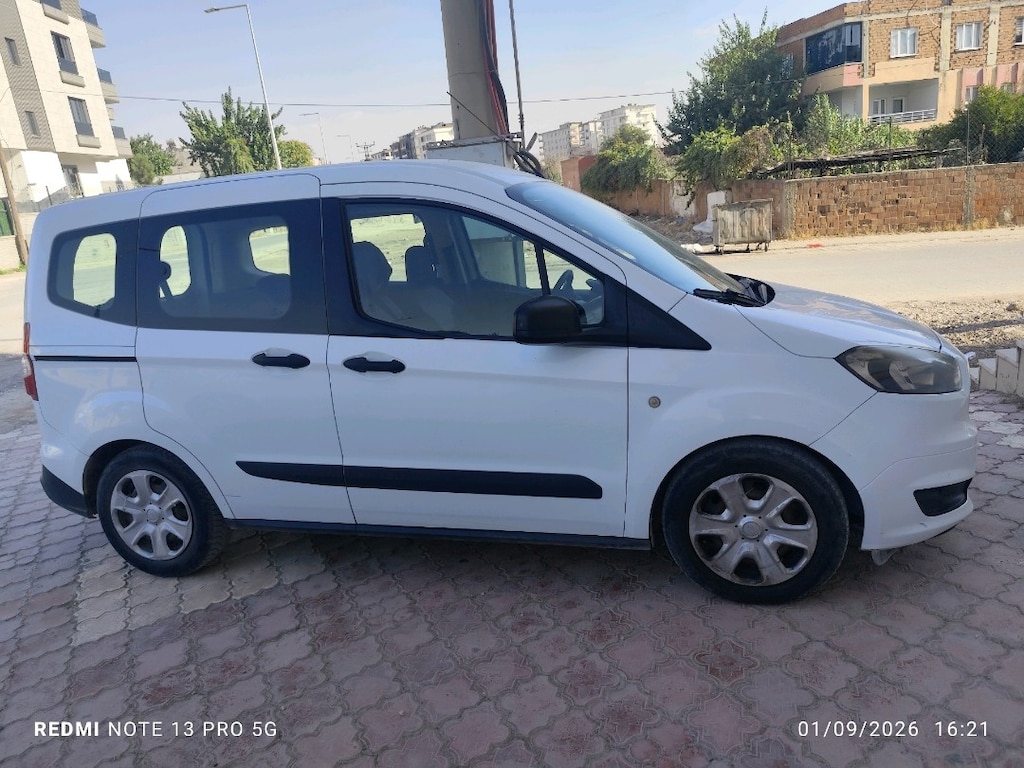 2015 model Ford courier Trend - 2