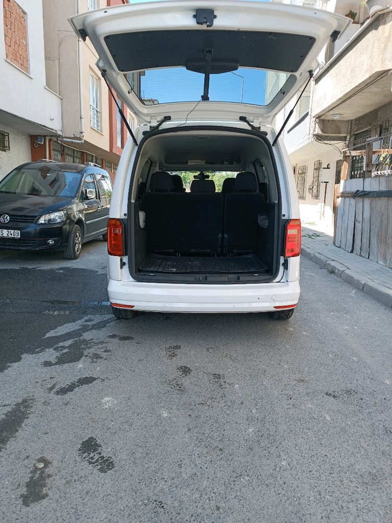 wolskwagen Caddy - 5