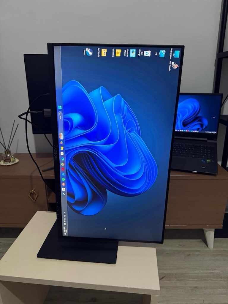 FAZEON 24" 165hz 0.5ms Monitör Pivot Özellikli - 2