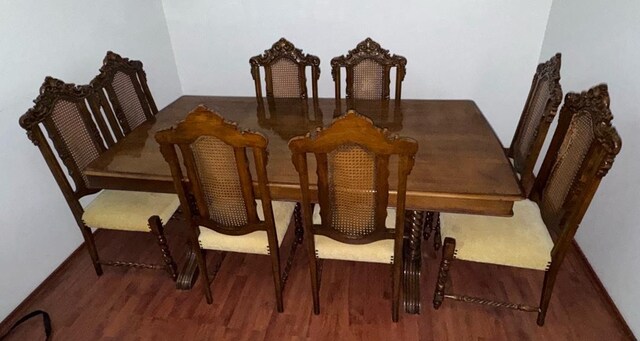 Ahşap Mobilya Takımı