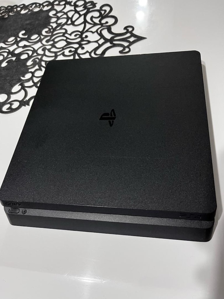 PS4 SLİM - 3