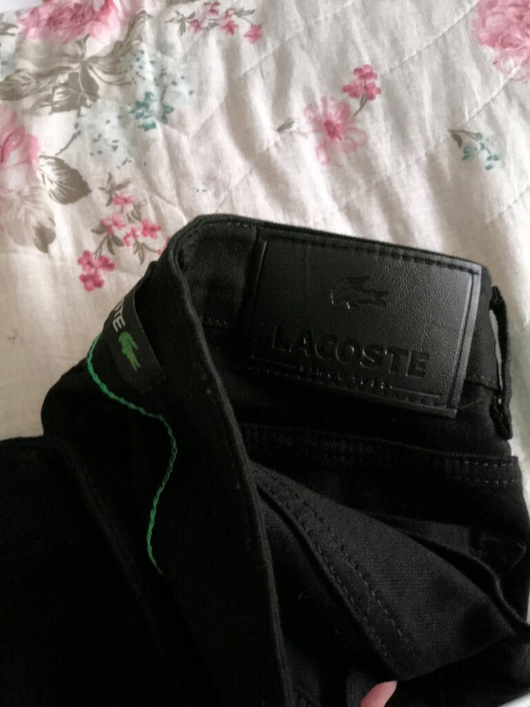 LACOSTE KOT PANTOLON