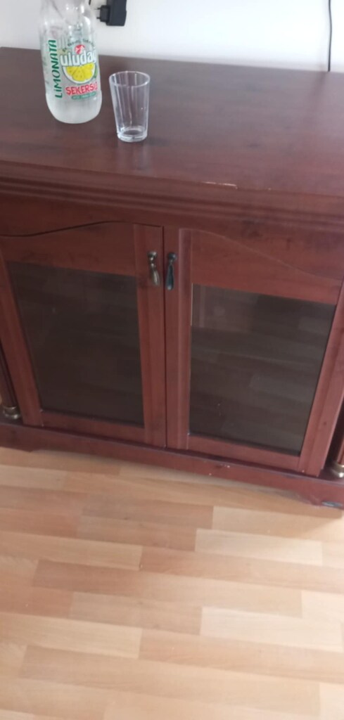 TV ALTLIĞI DOLAP TÜRÜ PAZARLIKSIZ 1500 TL - 3