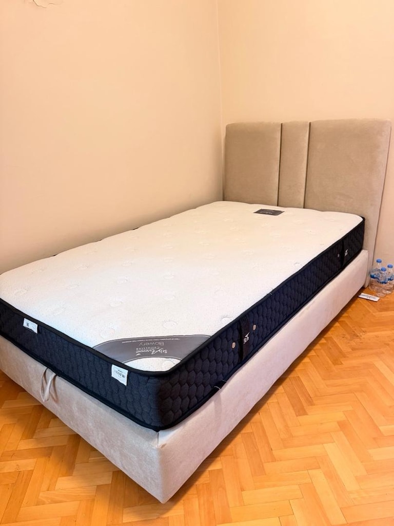 iyi durumda yatsan bowery yatak baza ve başlık 120x200 - 2