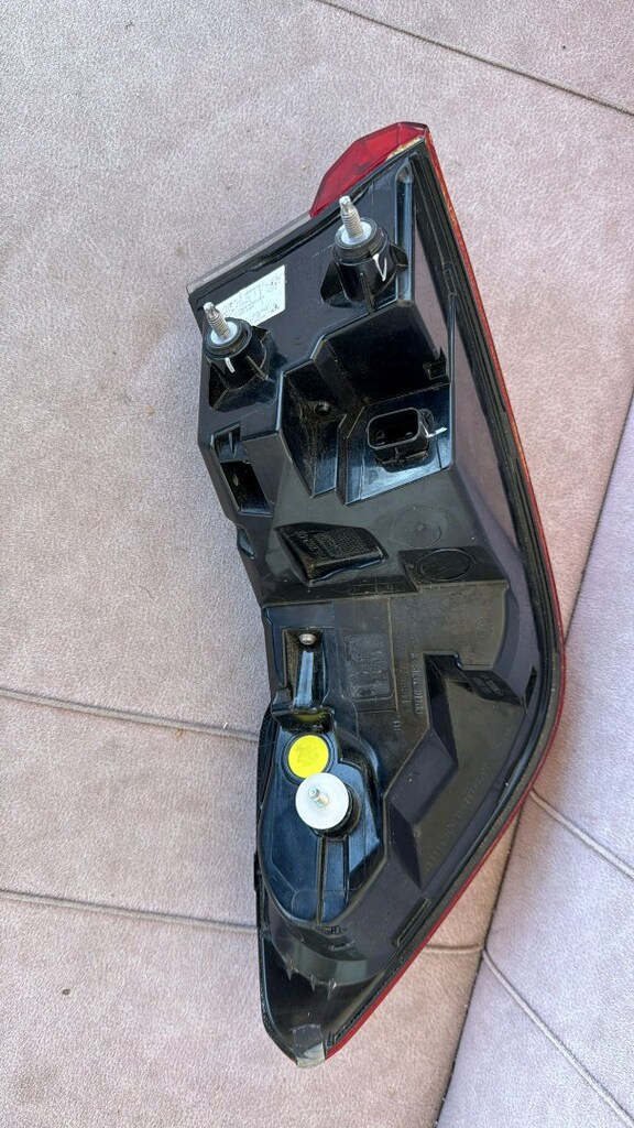 BMW G20 SAĞ DIŞ STOP ORJİNAL ÇIKMA KARGO OLUR - 4