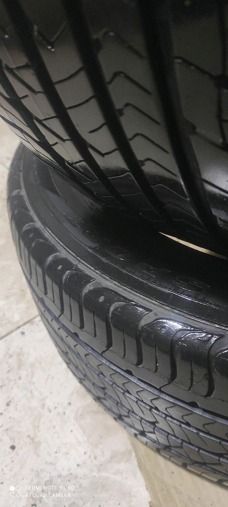215/55/17 YENİ AYARINDA DİŞ DERİNLİĞİ MÜKEMMEL 2 ADET TOPLAM 4150 tl - 6