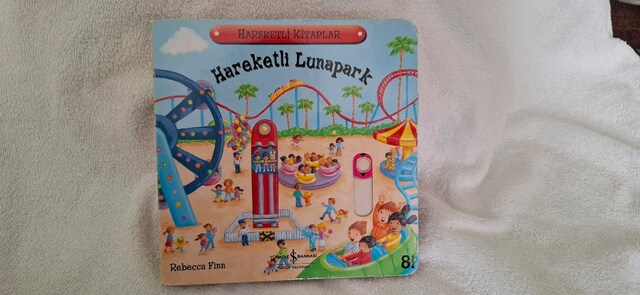3 TANE KİTAP- bebek eğitici hareketli kitaplar serisinden 2 adet kitap