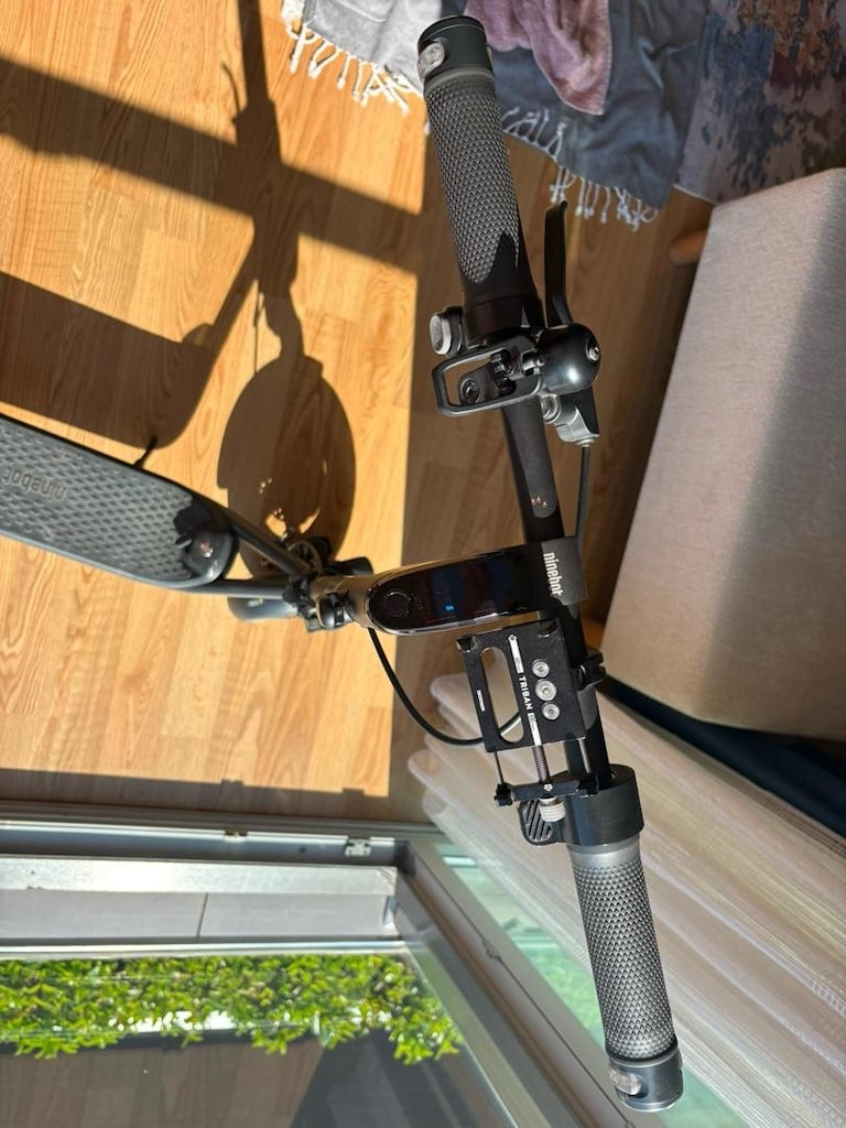 Segway f2 model Scooter - 12