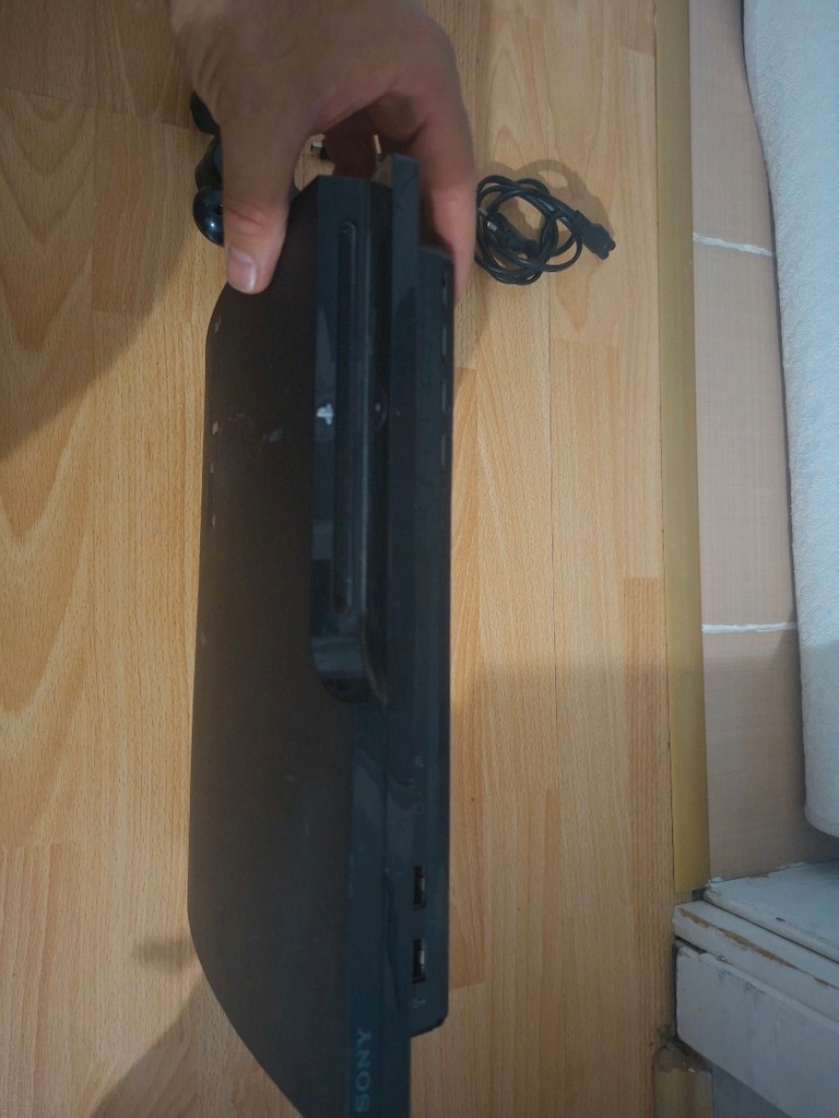 PlayStation 3 açıklamaya bakınız - 6
