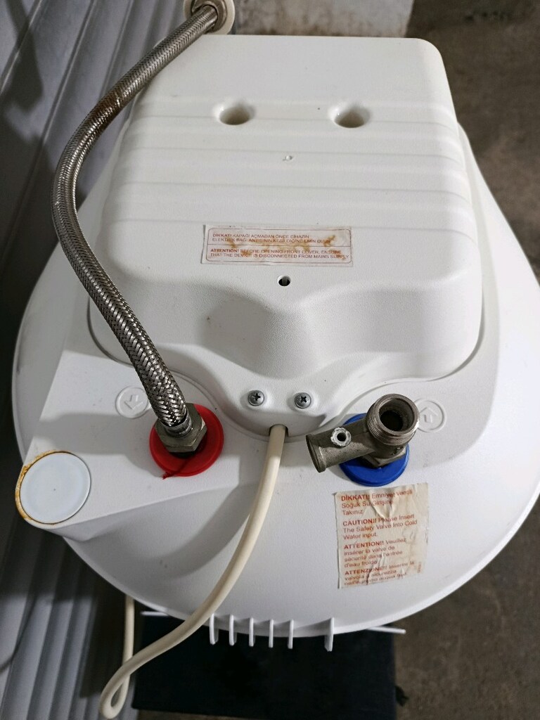 Vestel 60 Litre Termosifon Yepyeni Sadece 1 sene kullanıldı. - 6