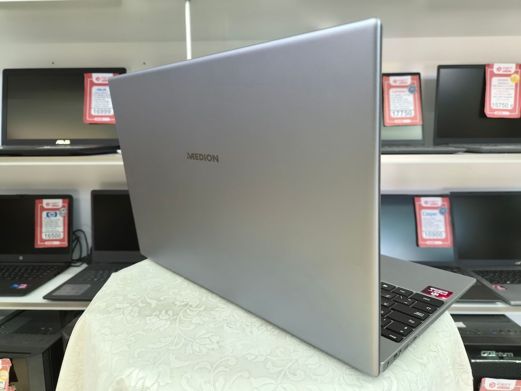 ABT BİLİŞİM - Amd 3020e 8 Gb Ram 256 Gb M2 15.6 İnç Full Hd - 7