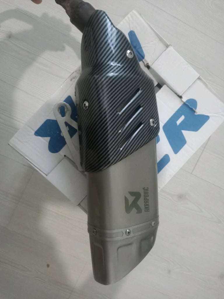 AKRAPOVİÇ EGZOZ - 2