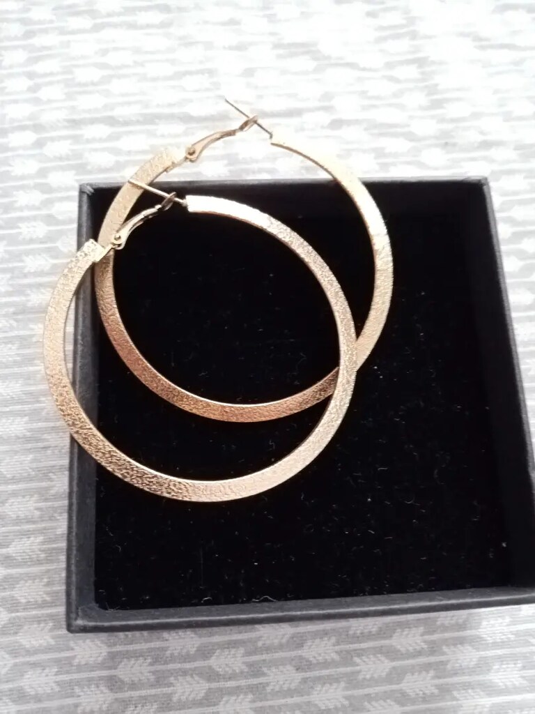 Altın renk büyük halka küpe 6 cm - 2
