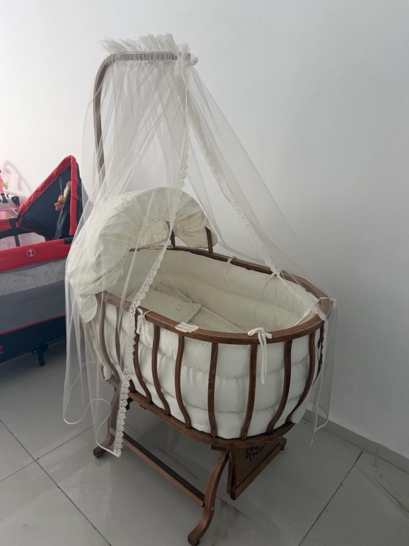 bebek ahşap beşik yeni