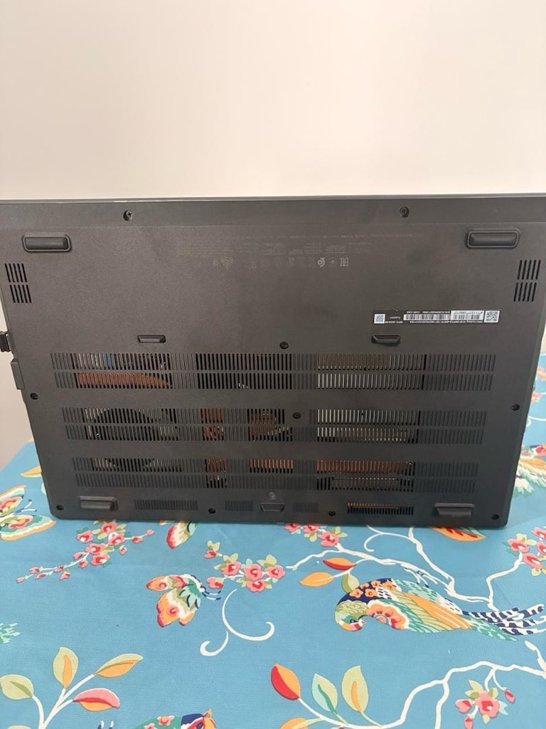 MSI CYBORG 15 RTX 5060 GAMING LAPTOP + FULL GAMING SET - 8