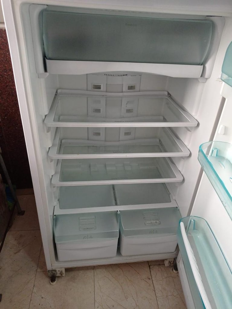 Hotpoint Ariston MTM 081 F No-Frost - 5