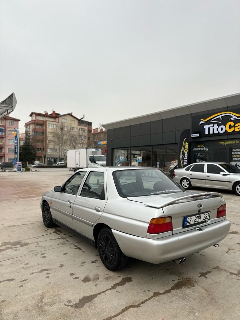ford eskort bedava parasına - 6