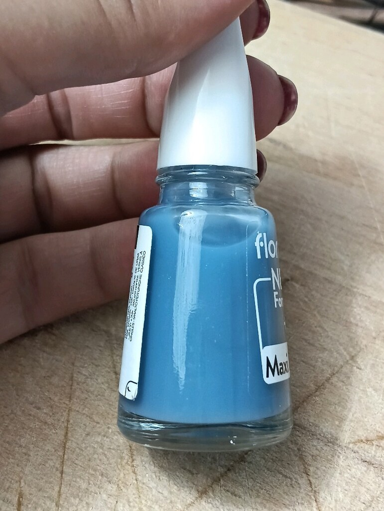 0 yeni Flormar şeffaf mavi renk oje - 3