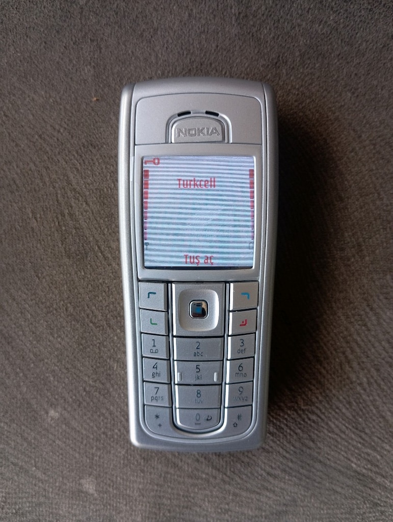 Nokia 6230i - 2