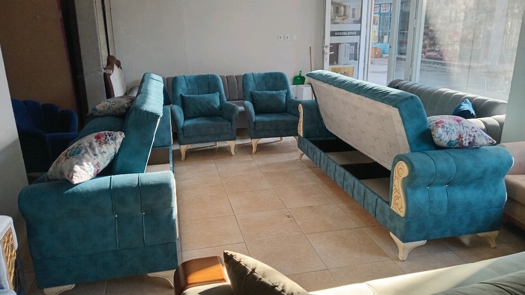 acil satılık koltuk takımı 3 3 1 1 altı sandıklı yatak oluyor - 4