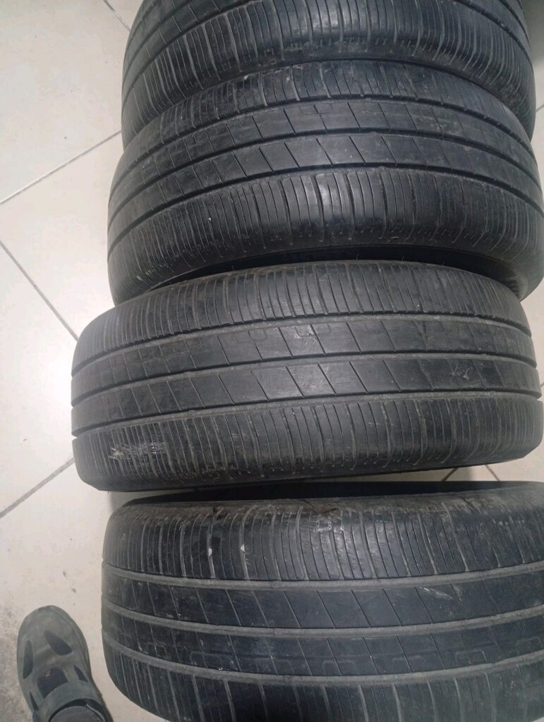 4 adet çıkma lastikler 205/55R16 sıfır gibi lastikler - 3
