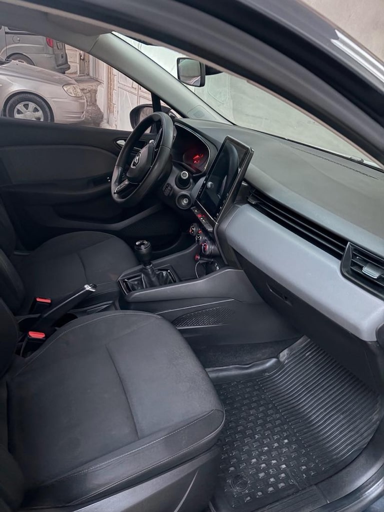 memurdan Hatasiz boyasiz 2020 Model Clio 5 1. Sce 72 Bg. - 2
