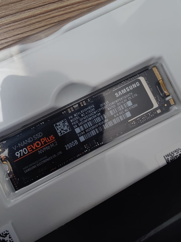 SAMSUNG 250 GB 970 EVO PLUS - 3