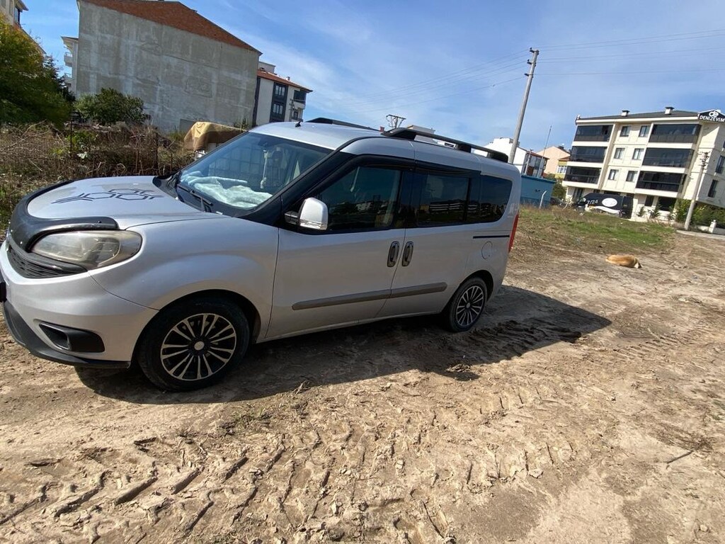 fiat doblo 2015 - 2